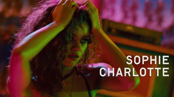 CineBreak: Cenas quentes com Sophie Charlotte em "Serra Pelada" e "Kick-Ass 2" nas estreias!