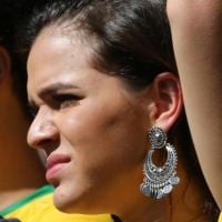 Vídeo de Bruna Marquezine e torcedor "peidão" viraliza na web