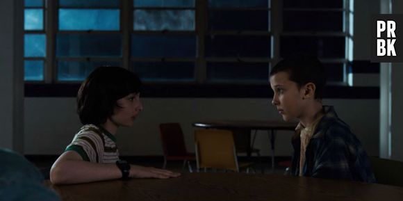 O primeiro beijo de Millie Bobby Brown rolou numa cena de "Stranger Things" com Finn Wolfhard