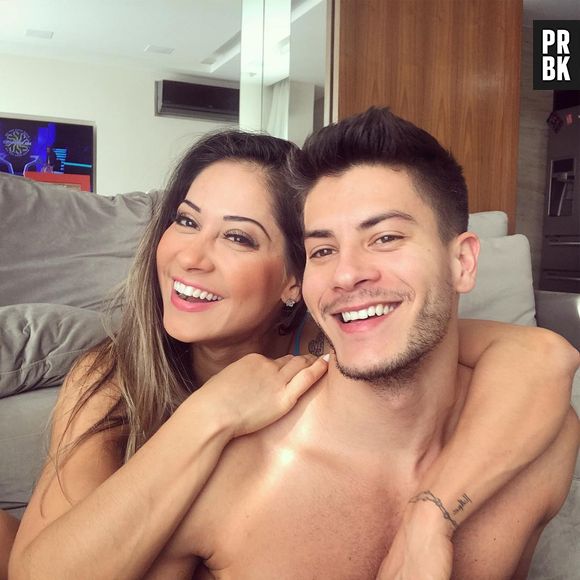 Arthur Aguiar diz que tem uma vida sexual bem ativa com Mayra Cardi!