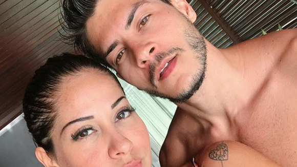 Arthur Aguiar e Mayra Cardi vão se casar outra vez, antes do nascimento da filha