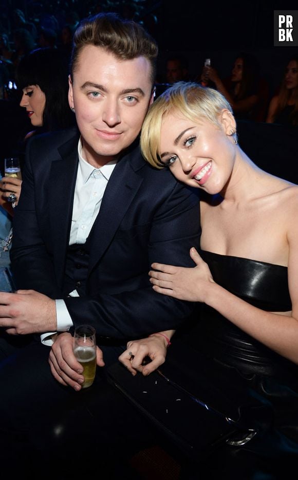 Sam Smith fez um selfie "fofo" com a Miley Cyrus no VMA