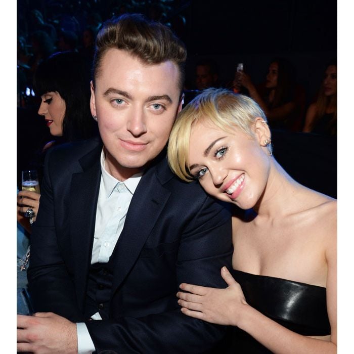 Sam Smith fez um selfie &quot;fofo&quot; com a Miley Cyrus no VMA