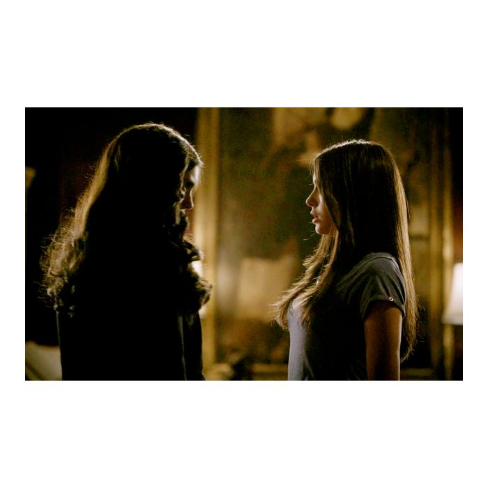 De s&amp;oacute;sia a Nina dobrev entende! Quem lembra de Katherine e Elena, de &quot;The Vampire Diaries&quot;? 