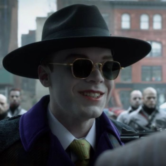 Última temporada de &quot;Gotham&quot;: Cameron Monaghan, o Coringa, diz que o Homem-Morcego vai sim aparecer