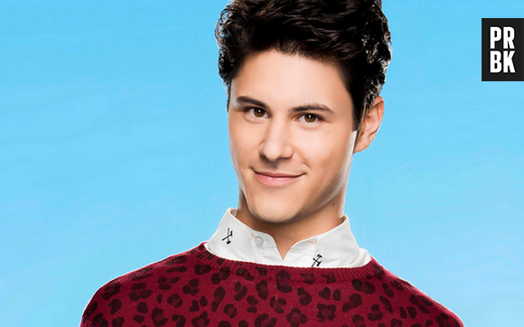 Michael Willett irá contracenar com Fifth Harmony, na segunda temporada de "Faking It", da MTV