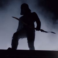 Oliver está full pistola com o novo Arqueiro Verde e parte pro ataque em "Arrow"