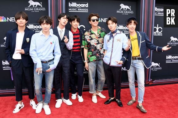 BTS concorre ao Grammy Awards 2019 na categoria "Melhor Conjunto de Gravação" com o álbum "Love Yourself: Tear"