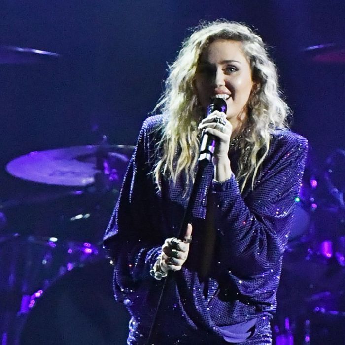 Grammy 2019: Miley Cyrus fará parte da performance em homenagem a Dolly Parton
