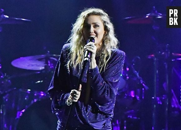 Grammy 2019: Miley Cyrus se apresentará com Mark Ronson e na homenagem a Dolly Parton