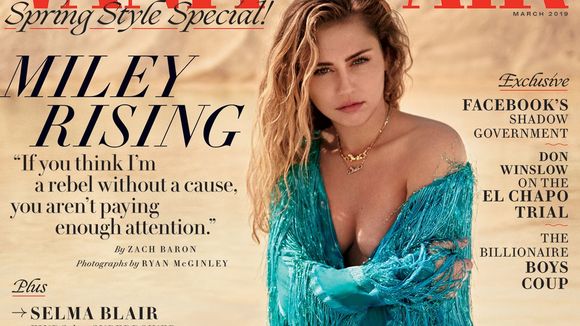 A Miley Cyrus é panssexual e está em um relacionamento hétero! O que ela tem a dizer sobre isso?