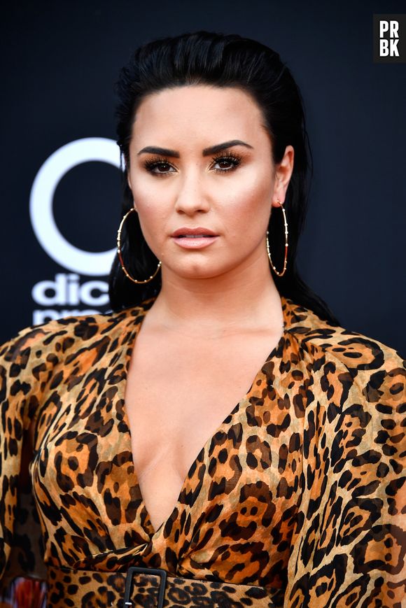 Dia da Mulher: Demi Lovato reclama da forma que a mídia dá as notícias sobre ela