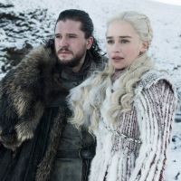 Cabelos sujos, comidas nojentas e mais perrengues que o elenco de "Game Of Thrones" passou