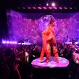 "Sweetener World Tour": Ariana Grande cresce em cima do palco, né?
