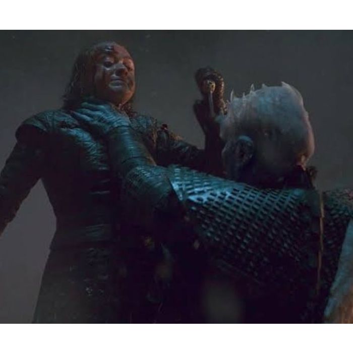 Arya Stark (Maisie Williams) surpreende e mata o Rei da Noite em &quot;Game of Thrones&quot;