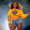 Beyoncé elogiou Emilia Clarke, mas a atriz só conseguiu se preocupar com o final de "Game of Thrones"
