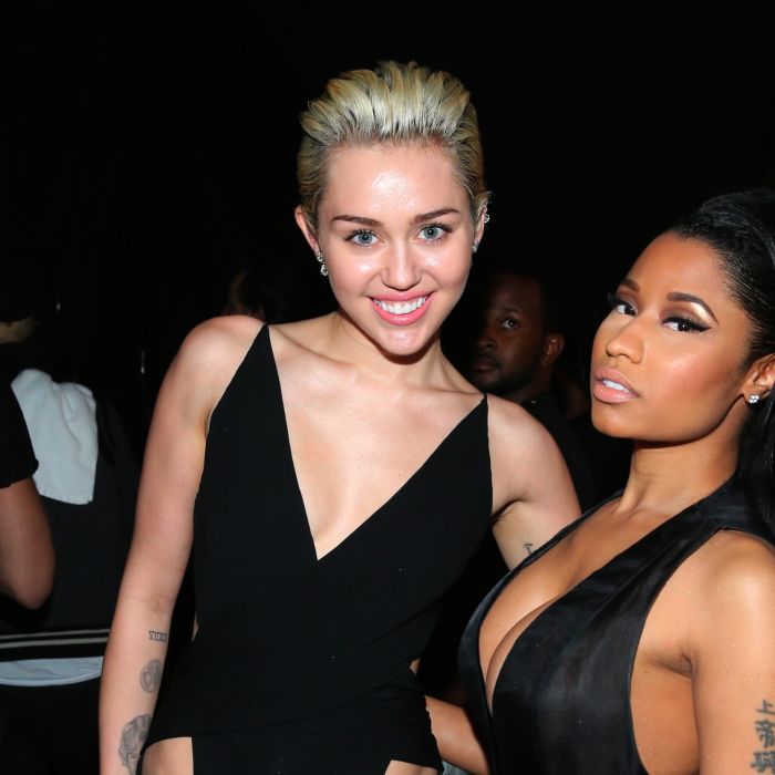 Miley Cyrus e Nicki Minaj brigaram no VMA de 2015
