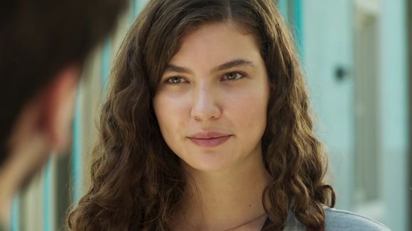 Tadeu diz para Rita fugir com Nina em "Malhação": "Única chance de você ter sua filha de volta"