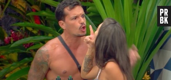 "De Férias com o Ex Brasil": Pedro é expulso após agredir Stéfani