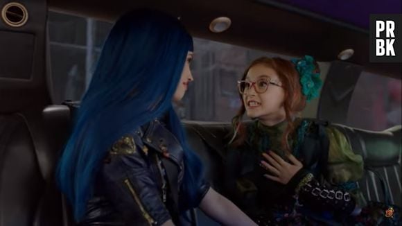 "Descendentes 3": Dizzy (Anna Cathcart) é tipo uma irmã mais nova para Evie (Sofia Carson)