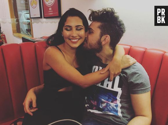 Thaynara OG diz que ela e Gustavo Mioto adoram programas caseiros e viajar