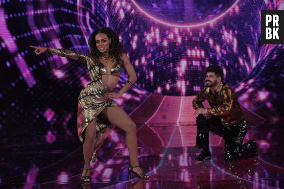 No "Dança dos Famosos", Dandara Mariana deu um show e alcançou o topo da competição