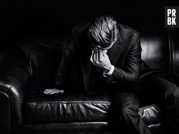 O cantor disse à publicação que está menos preocupado com o sucesso ou com a falha na carreira: 'Ela não é 100% boa ou 100% ruim. Avida acontece no meio termo, e é lá que aprendemos a ser adulto'