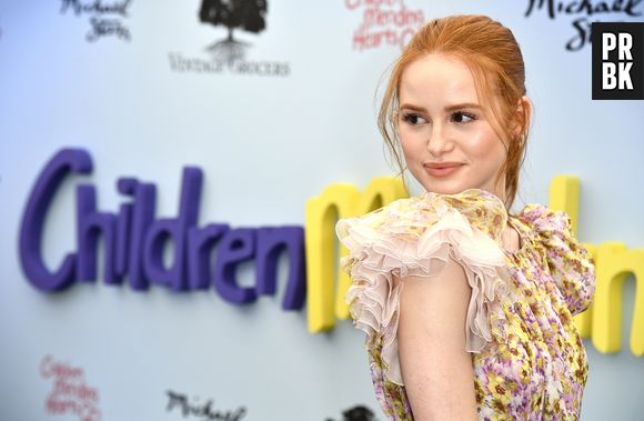 Madelaine Petsch teve o cabelo como principal alvo do bullying que sofreu