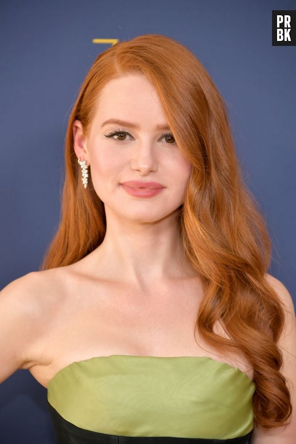 Madelaine Petsch, de "Riverdale", não gostava de seu cabelo ruivo