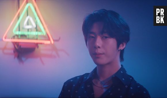 O MONSTA X fez seu comeback com o MV de "Someone's Someone" e não sobrou nenhum Monbebe pra contar história