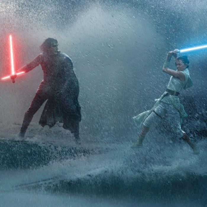 &quot;Star Wars: A Ascensão Skywalker&quot; promete batalha épica entre Rey (Daisy Ridley) e Kylo Ren (Adam Driver)