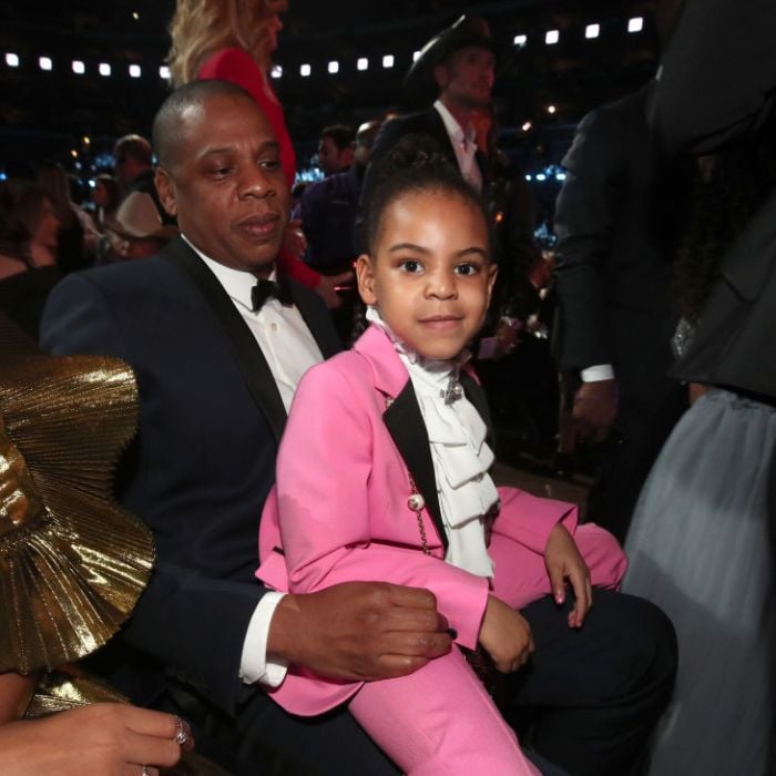 Jornalistas fazem piada com aparência da filha de Beyoncé, se arrependem e se desculpam