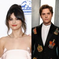 Selena Gomez era apaixonada por Cole Sprouse... mas acabou beijando o outro gêmeo!