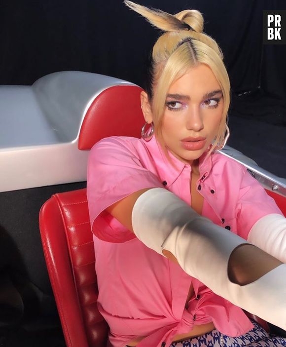 Dua Lipa afirma que o "Future Nostalgia" é uma conexão do futuro com o passado