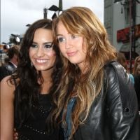 Demi Lovato não é mais amiga da Selena Gomez e revela só falar com Miley Cyrus, dos tempos de Disney