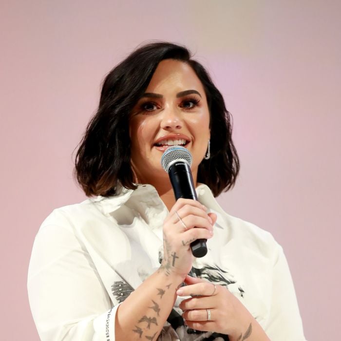 Após sofrer uma overdose em 2018, Demi Lovato está, aos poucos, voltando a aparecer na mídia