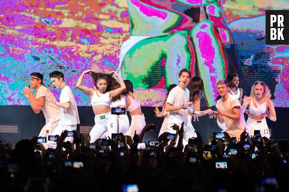 O Now United tem 15 integrantes, incluindo a brasileira Any Gabrielly