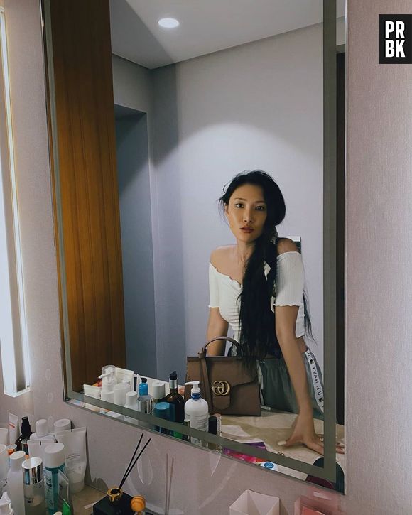 Hwa Sa lançou o MV de "Maria" nesta segunda-feira (29)