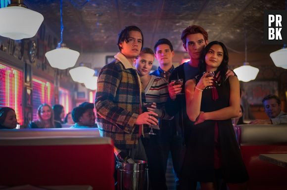 "Riverdale": nem o elenco entende o roteiro da série em alguns momentos