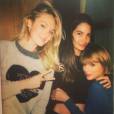 Taylor Swift publicou algumas imagens da "festa do pijama" em seu Instagram
