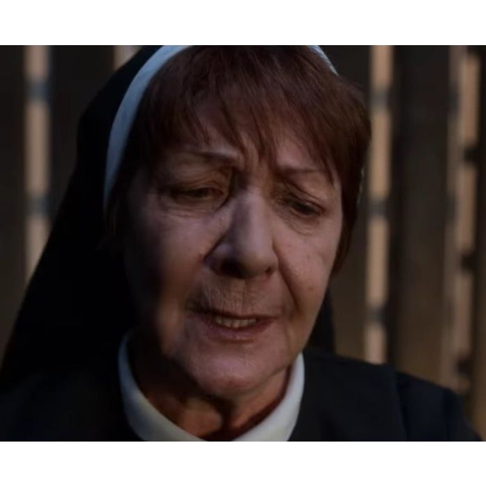 Ivonne Coll está na 5ª temporada de &quot;Lucifer&quot; como a Madre Angélica e ela também é Alba, a Abuela, em &quot;Jane The Virgin&quot;