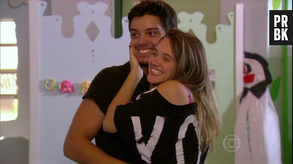 "Malhação: Intensa Como a Vida" é uma das mais amadas pelos telespectadores: todo mundo lembra de Fatinha (Juliana Paiva) e Bruno (Rodrigo Simas)