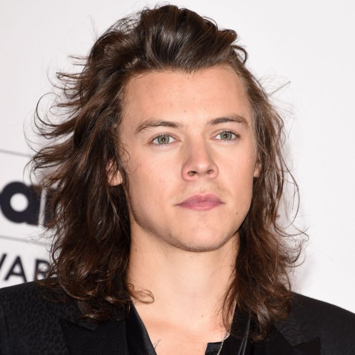 Harry Styles poderia viver galã de filme natalino na Netflix
