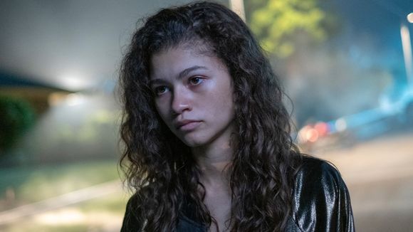 Zendaya revela pôster de episódio especial de "Euphoria" que irá ao ar em dezembro