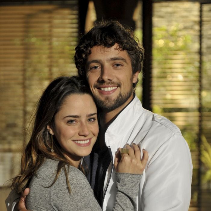 &quot;A Vida da Gente&quot;: o amor de Ana (Fernanda Vasconcellos) e Rodrigo (Rafael Cardoso) é interrompido na novela