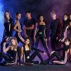 Now United: "Lean On Me", música do grupo, apresenta dança alternando as posições, como a indecisão do signo de Libra