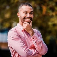 5 programas da Globo que gostaríamos de ver Gil do Vigor apresentando