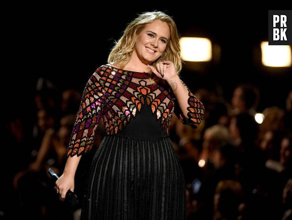 A internet até acreditou em um possível caso de Styles com a cantora Adele