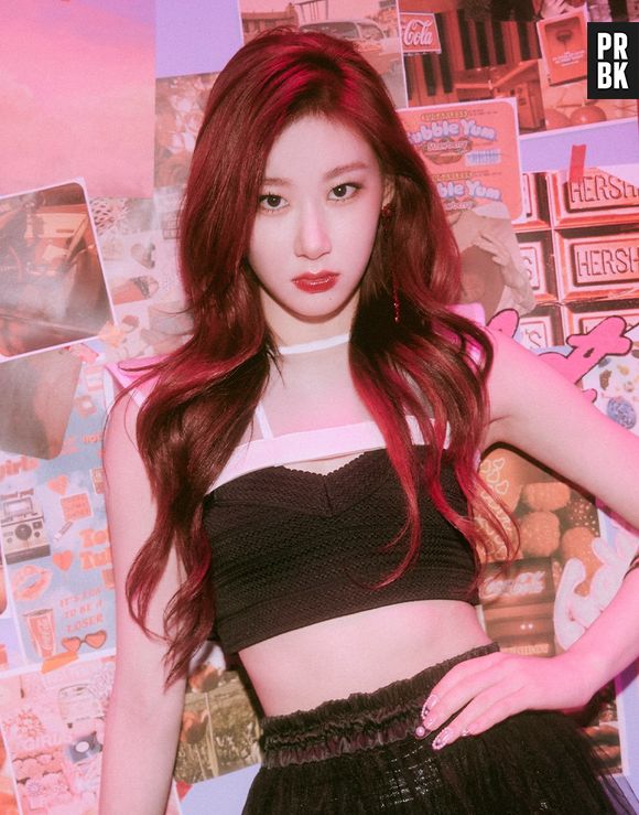 Chaeryeong, do ITZY, foi nomeada a "Artista do Mês" de agosto do STUDIO CHOOM