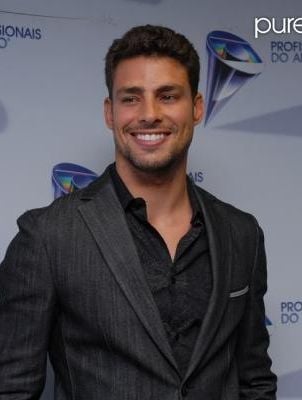 Cauã Reymond